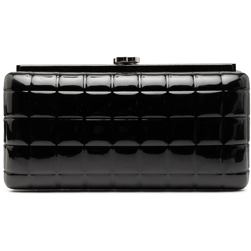 Chanel Clutch CC Chocolate Bar Patent Frame Clutch schwarz