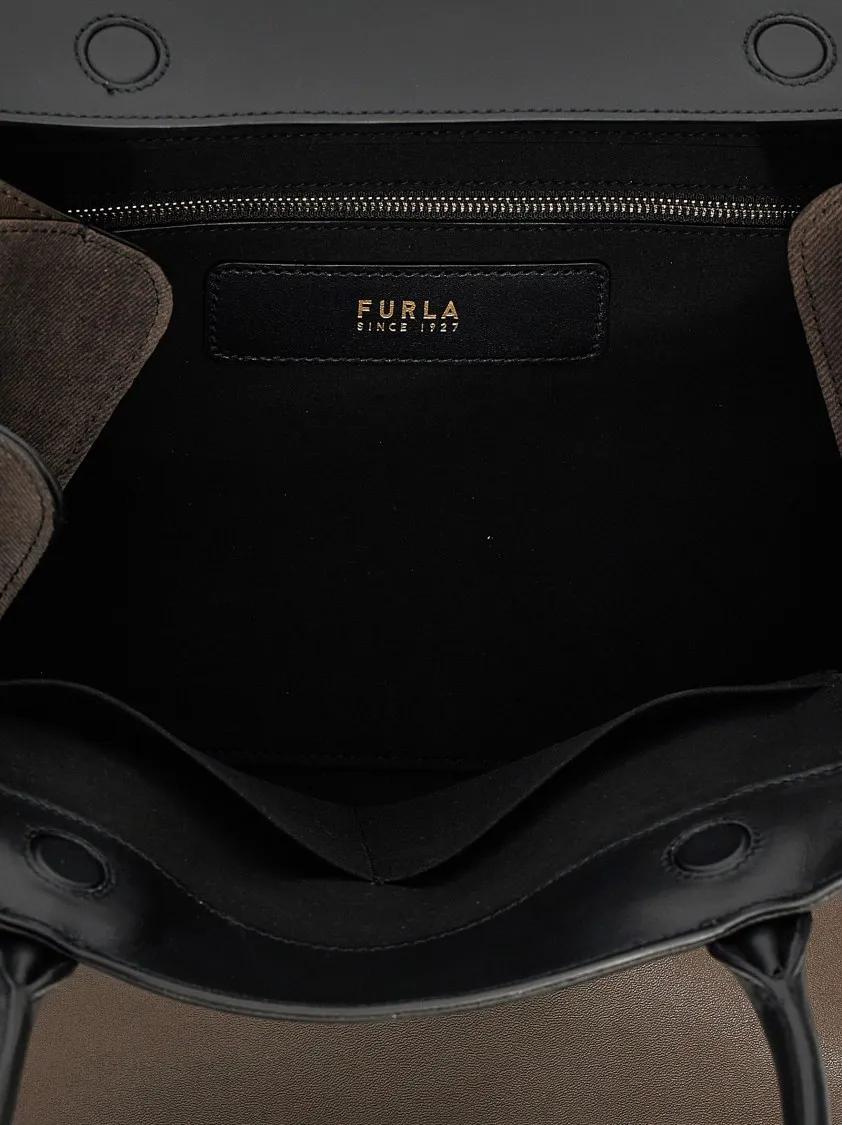 Furla Shoppers & Totes 'Meridiana L' Shoulder Bag in bruin