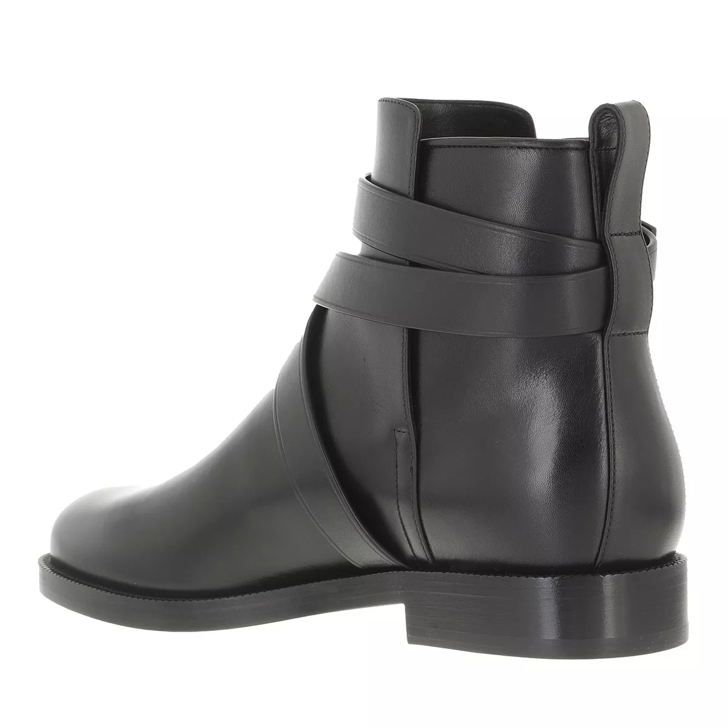 Burberry black store leather boots