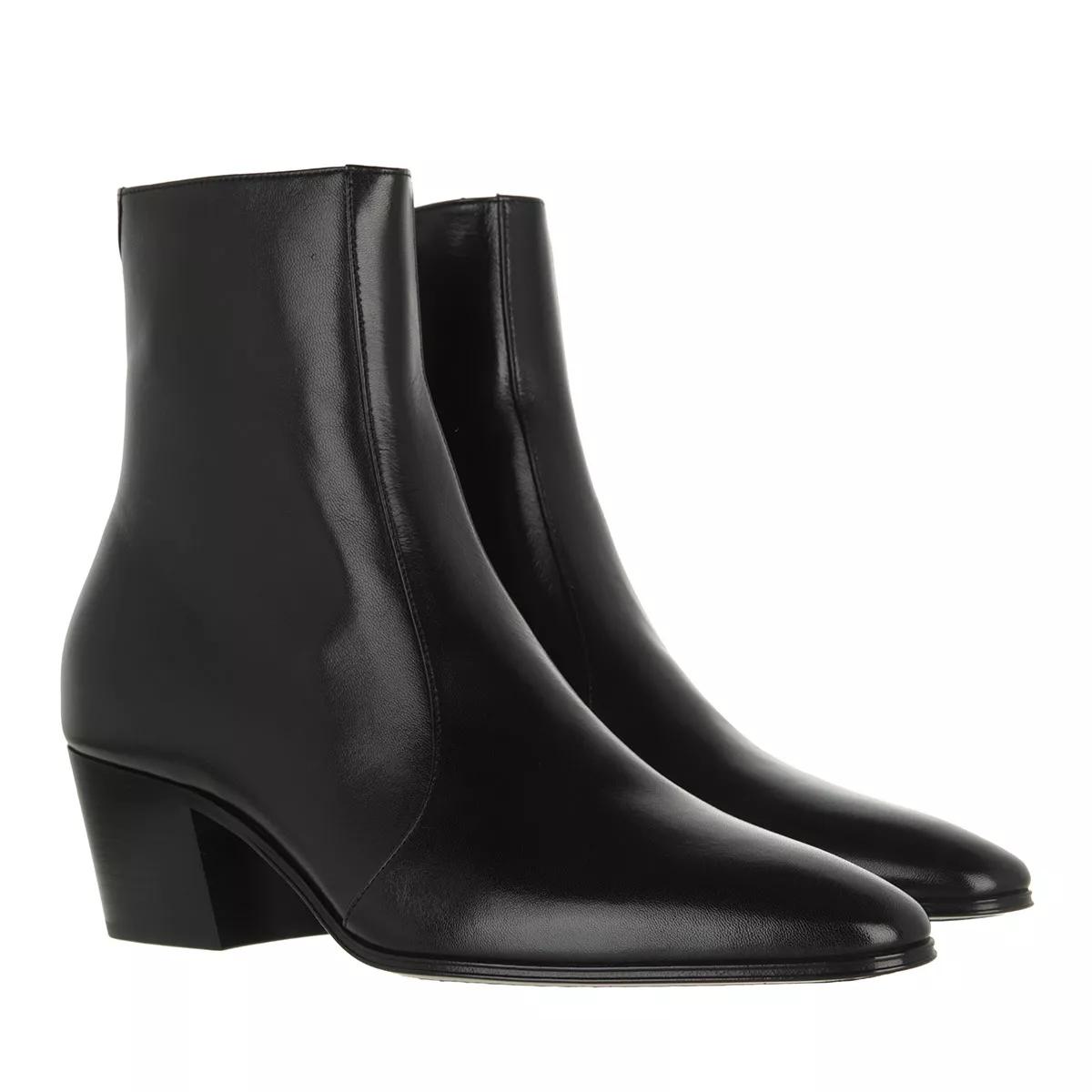 St laurent chelsea on sale boots