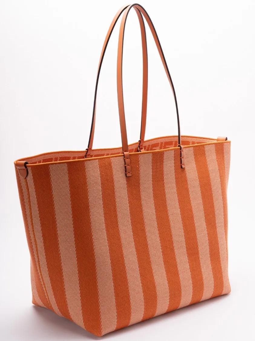 Fendi Shoppers & Totes `Roll` Large Tote Bag in oranje