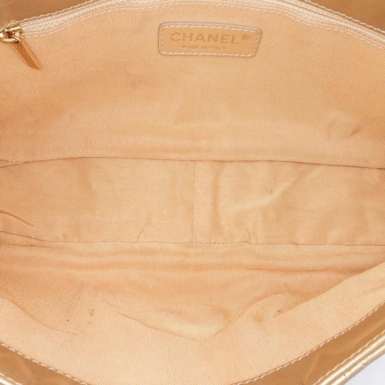 Chanel Crossbody bags 2009-2010 Quilted Calfskin Ca D'Oro Flap in goud