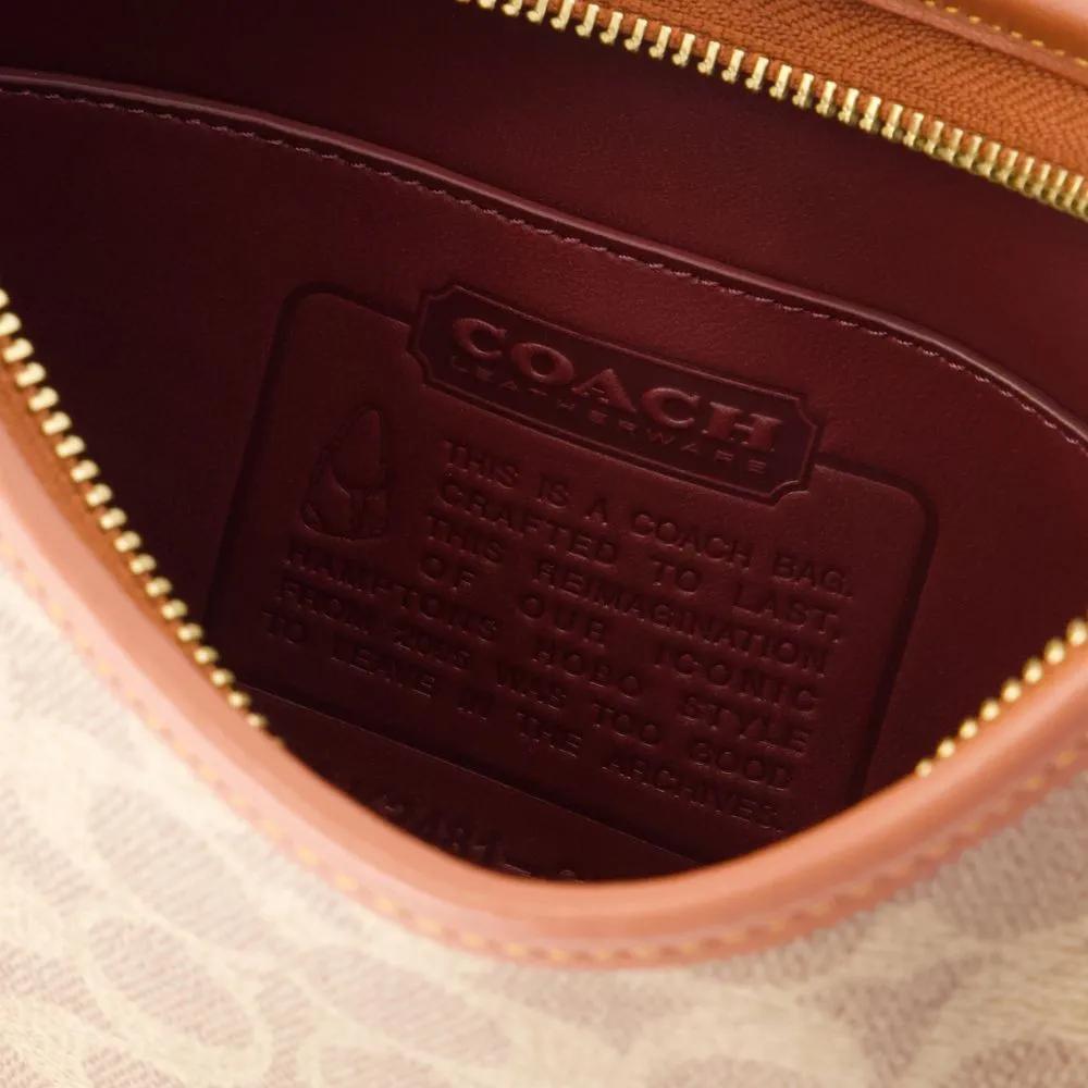 Coach Hobo bags Chain Signature Hampton Hobo in bruin