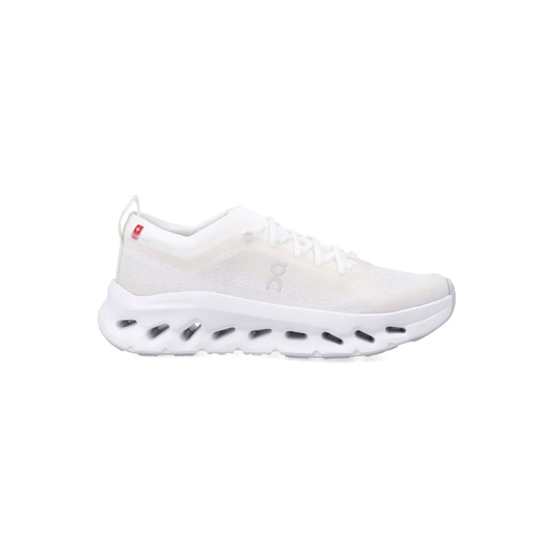 ON RUNNING Sneaker basse On Cloudtilt Moon Sneakers With Innovative Cushion White
