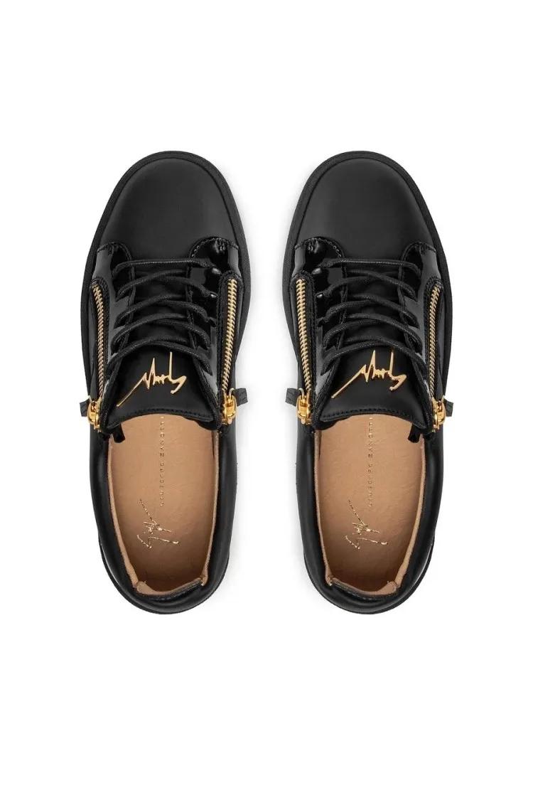 Thumbnail - Giuseppe Zanotti Low-Top Sneaker - Black Leather Sneakers With Patent Accents - Gr. 42 (EU) - in Schwarz - für Damen