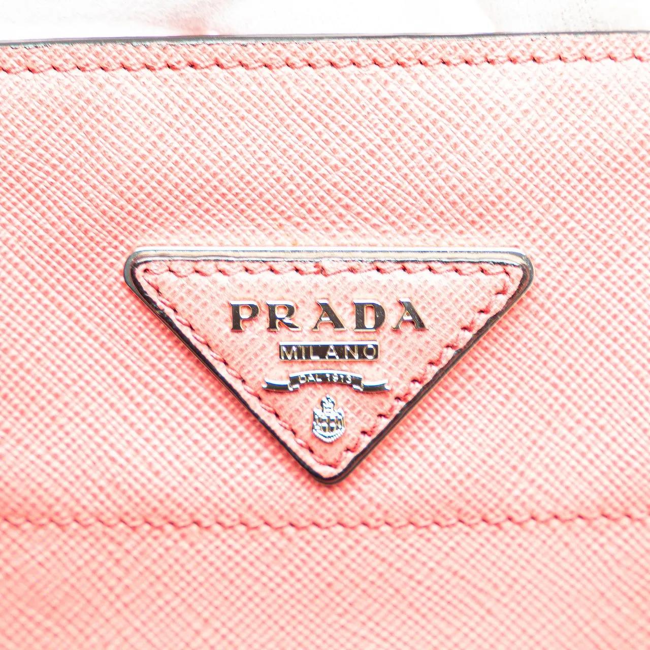Thumbnail - Prada Hobo Bags - Saffiano Soft Tote - Gr. unisize - in Gold - für Damen