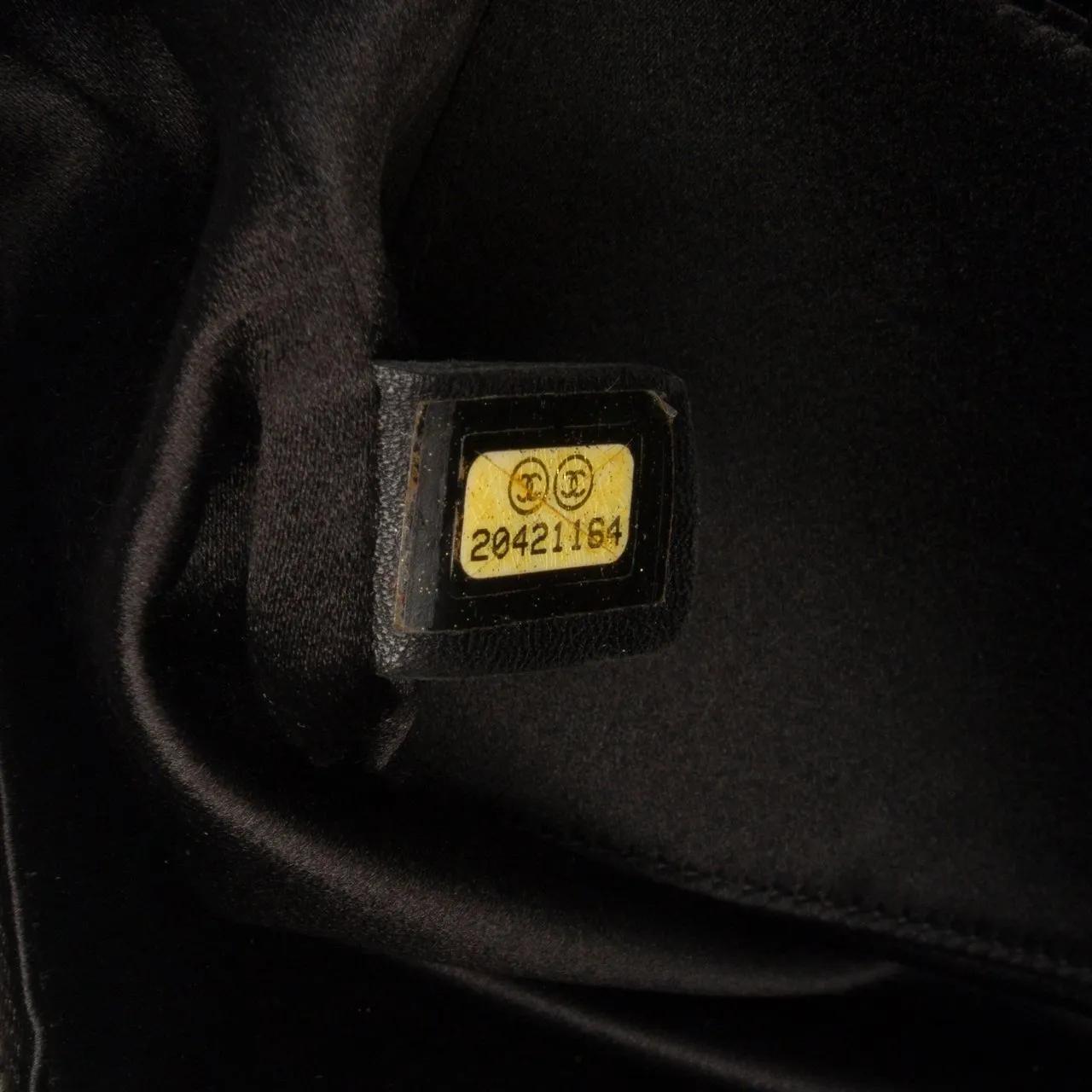 Thumbnail - Chanel Hobo Bags - Quilted Laminated Fabric Chain Evening Crossbody - Gr. unisize - in Schwarz - für Damen