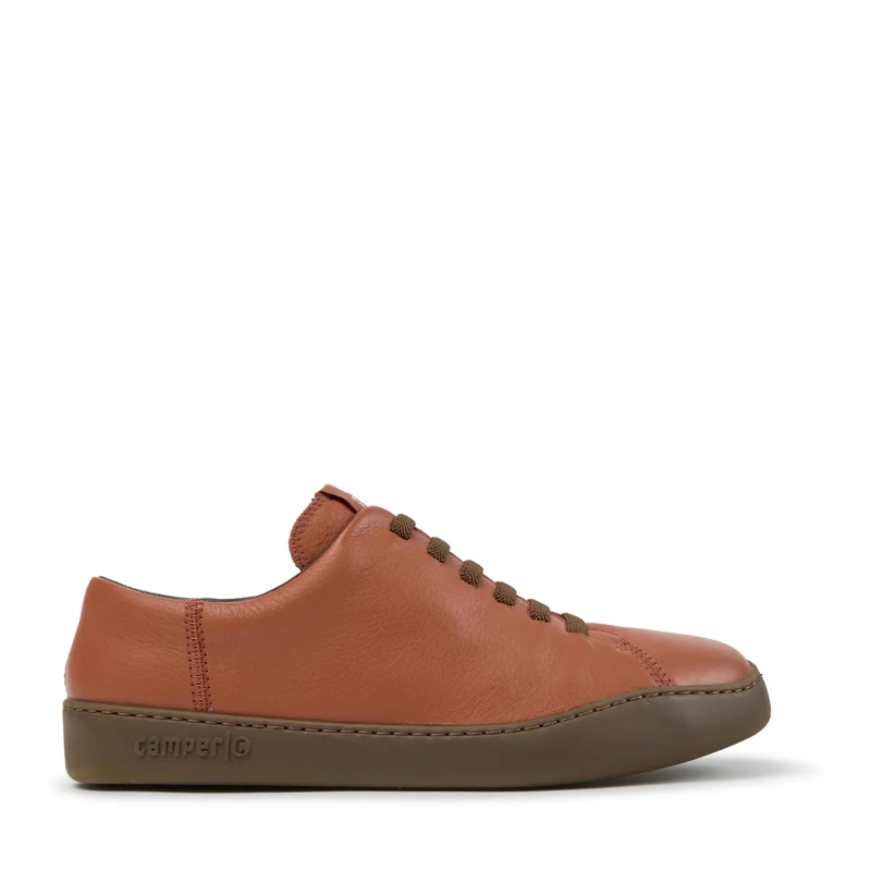 Camper Low-Top-Sneaker Peu Touring ist eine sportliche und zeitgenössisch mittel-rot