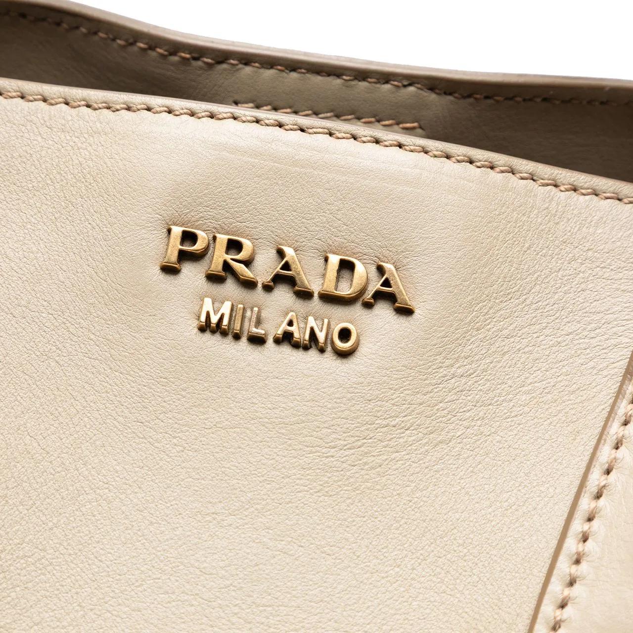 Thumbnail - Prada Shopper - Large City Calf Double Handle Shopping Tote - Gr. unisize - in Braun - für Damen