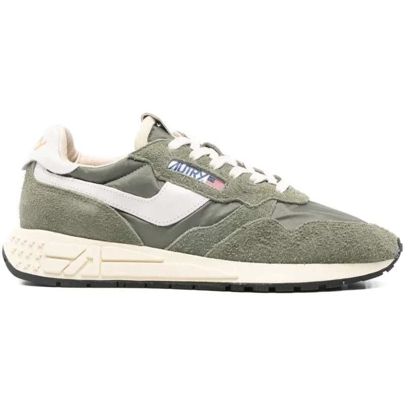 Autry International Low-Top-Sneaker baskets a empiecements en daim reelwind grün
