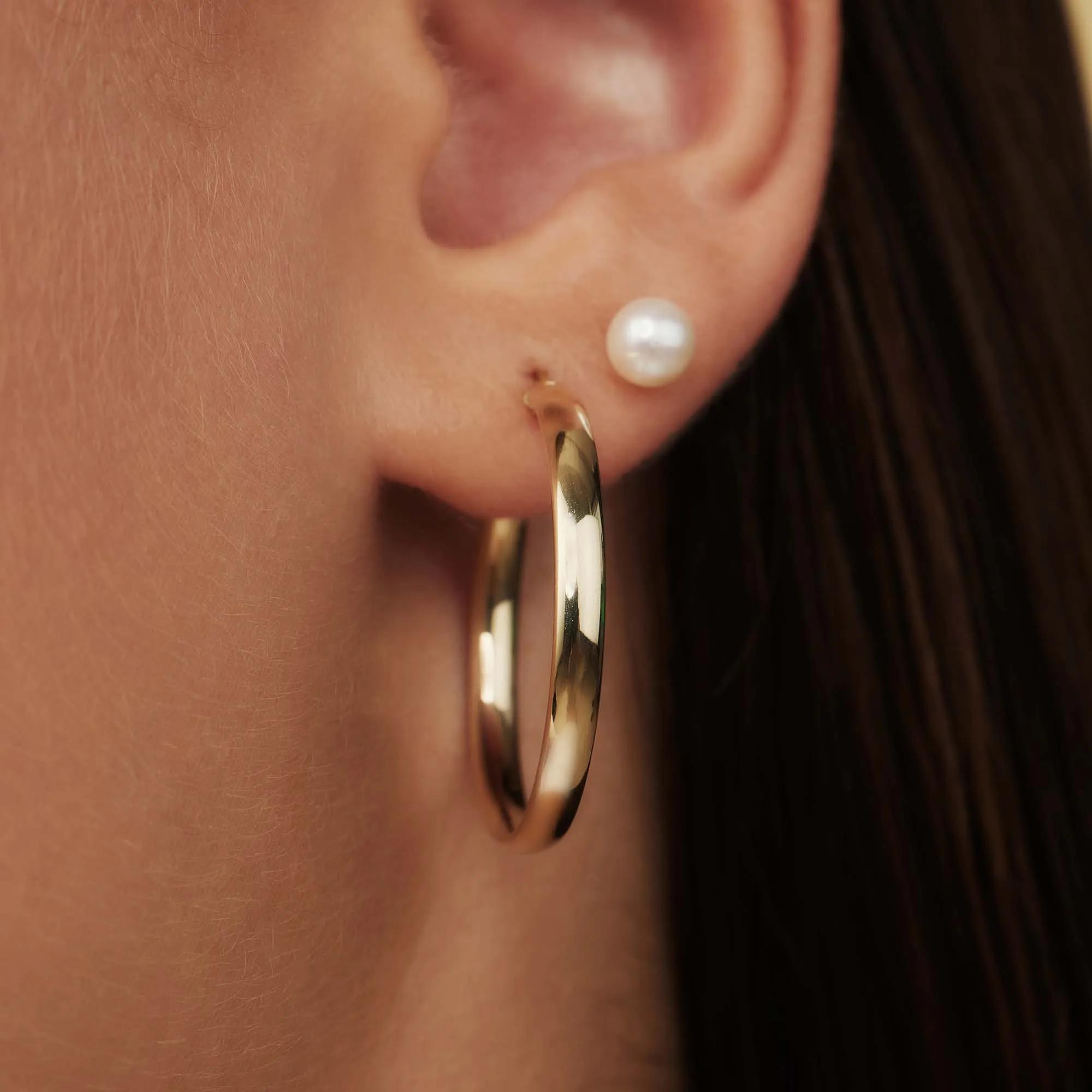 Thumbnail - Isabel Bernard Ohrringe - Rivoli Estrella 14 karat hoop earrings - Gr. unisize - in Gold - für Damen