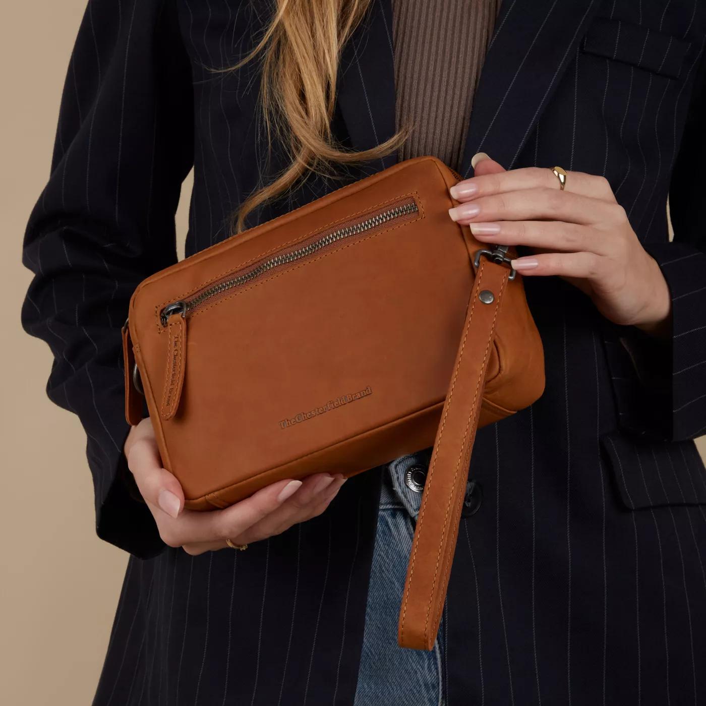 Thumbnail - The Chesterfield Brand Businesstaschen & Reisegepäck - The Chesterfield Brand Tustin Cognac Leder Umhänge - Gr. unisize ...