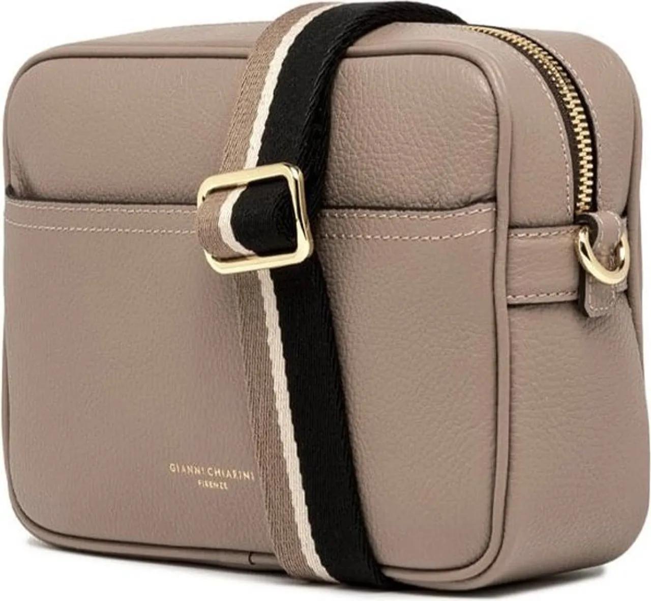 Gianni Chiarini Totes & shoppers Bags.. in poeder roze