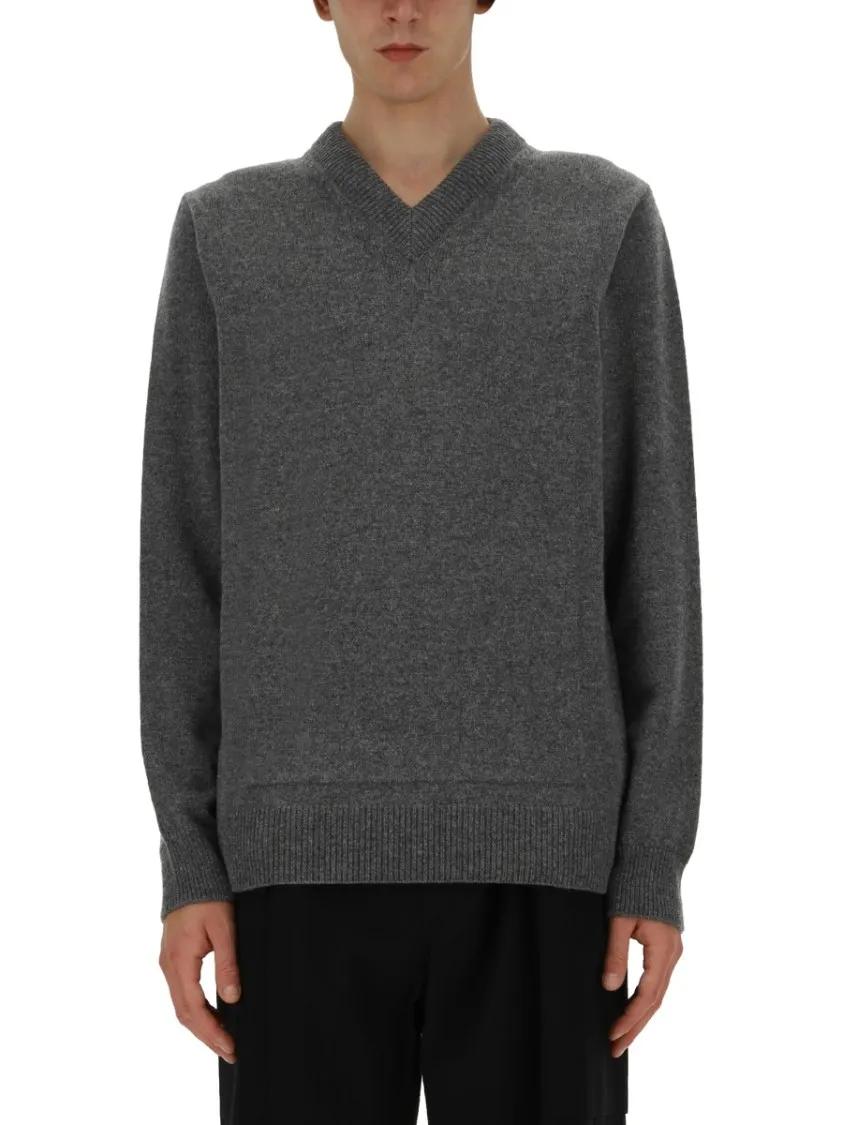 Thumbnail - Jil Sander - V-Neck Knitwear Sweater With Ribbed Detailing - Größe 48 - grau