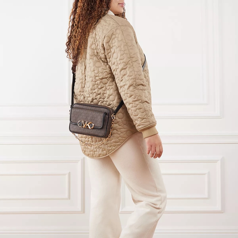 MICHAEL Michael Kors Crossbody Bag Parker Medium Chain Swag Camera Crossbody Brown Blk(Image 2)
