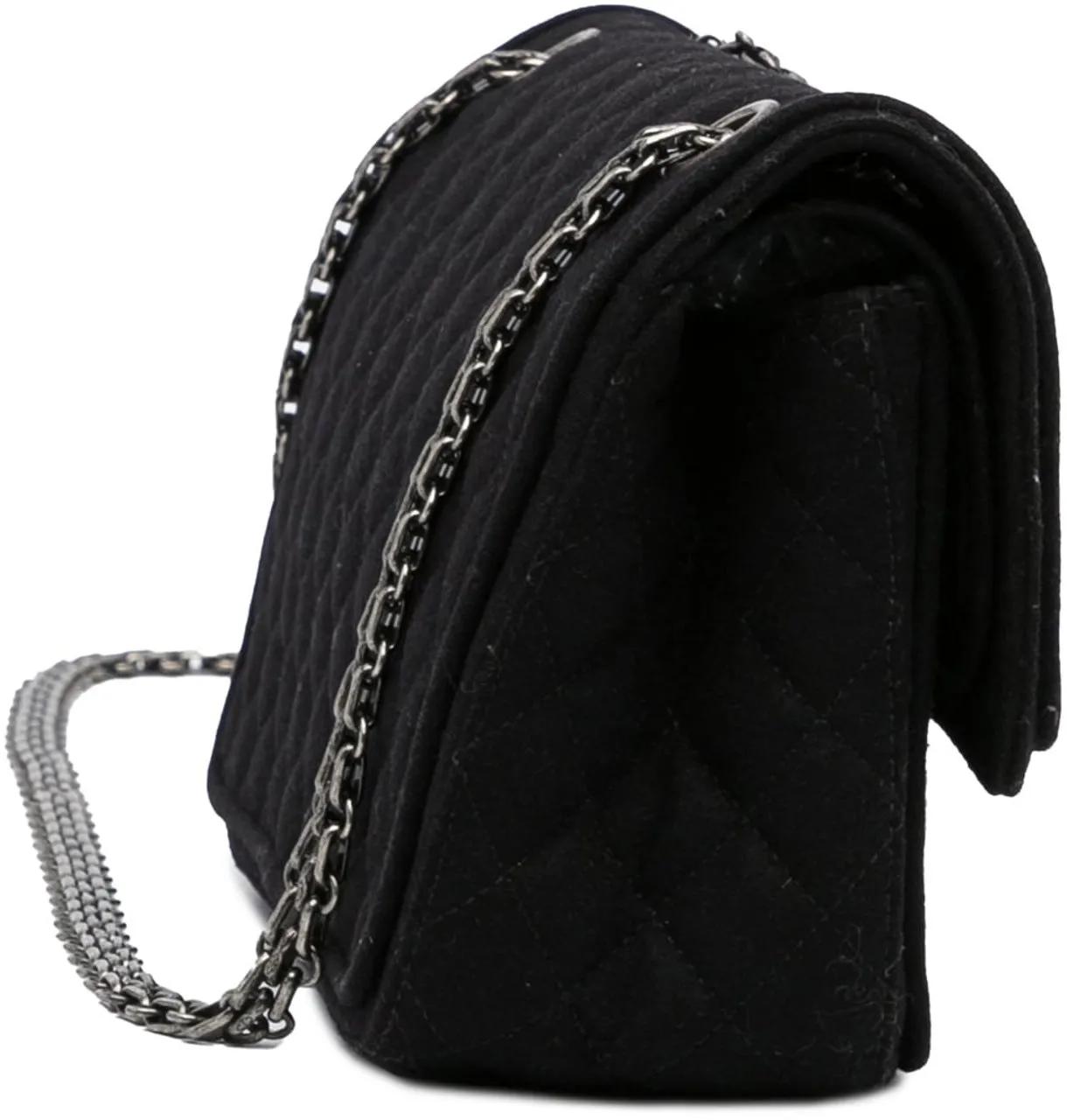 Chanel Hobo bags 2015-2016 Reissue Wool Shoulder Bag in zwart
