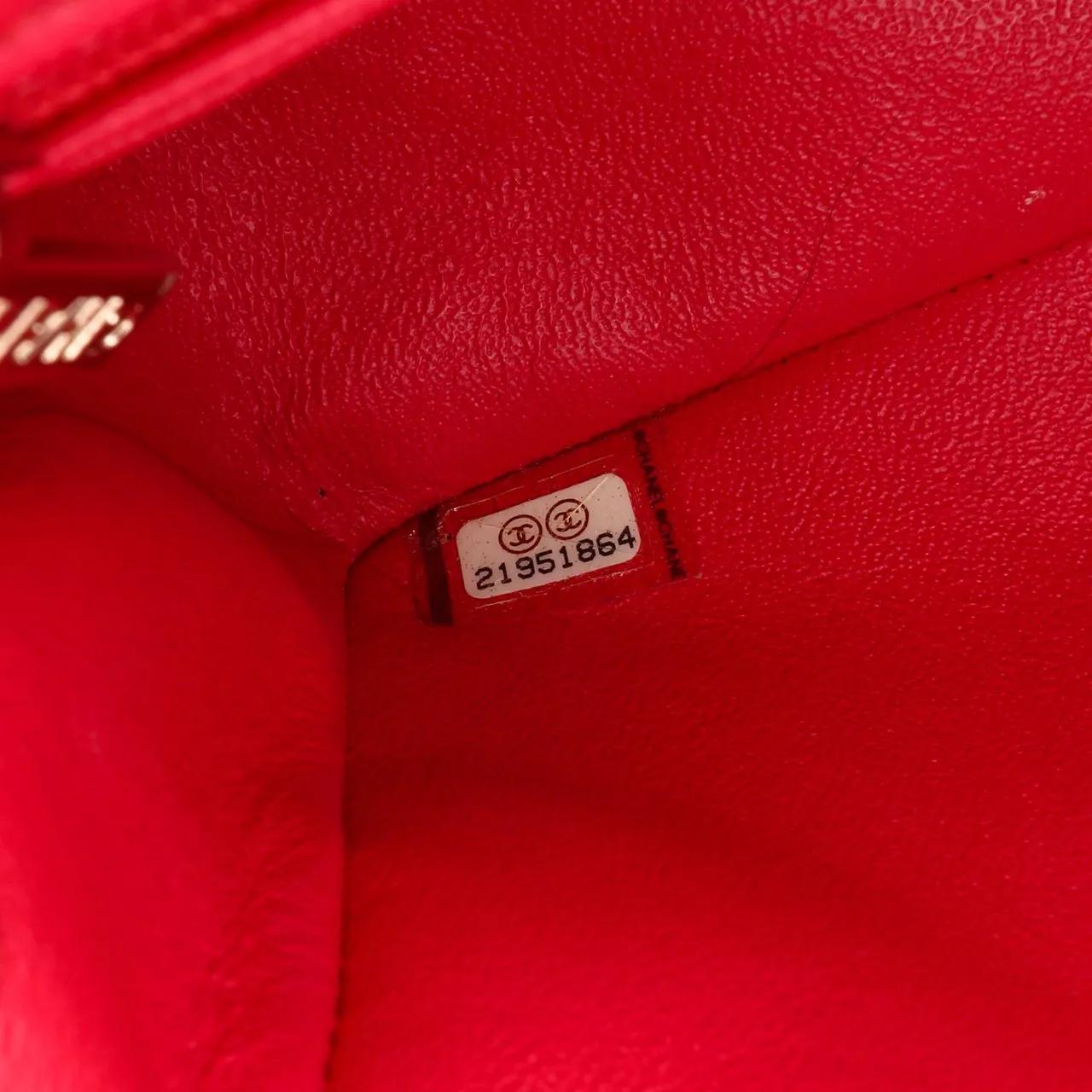 Thumbnail - Chanel Hobo Bags - 2015-2016 Mini Rectangular Classic Lambskin Single - Gr. unisize - in Rot - für Damen