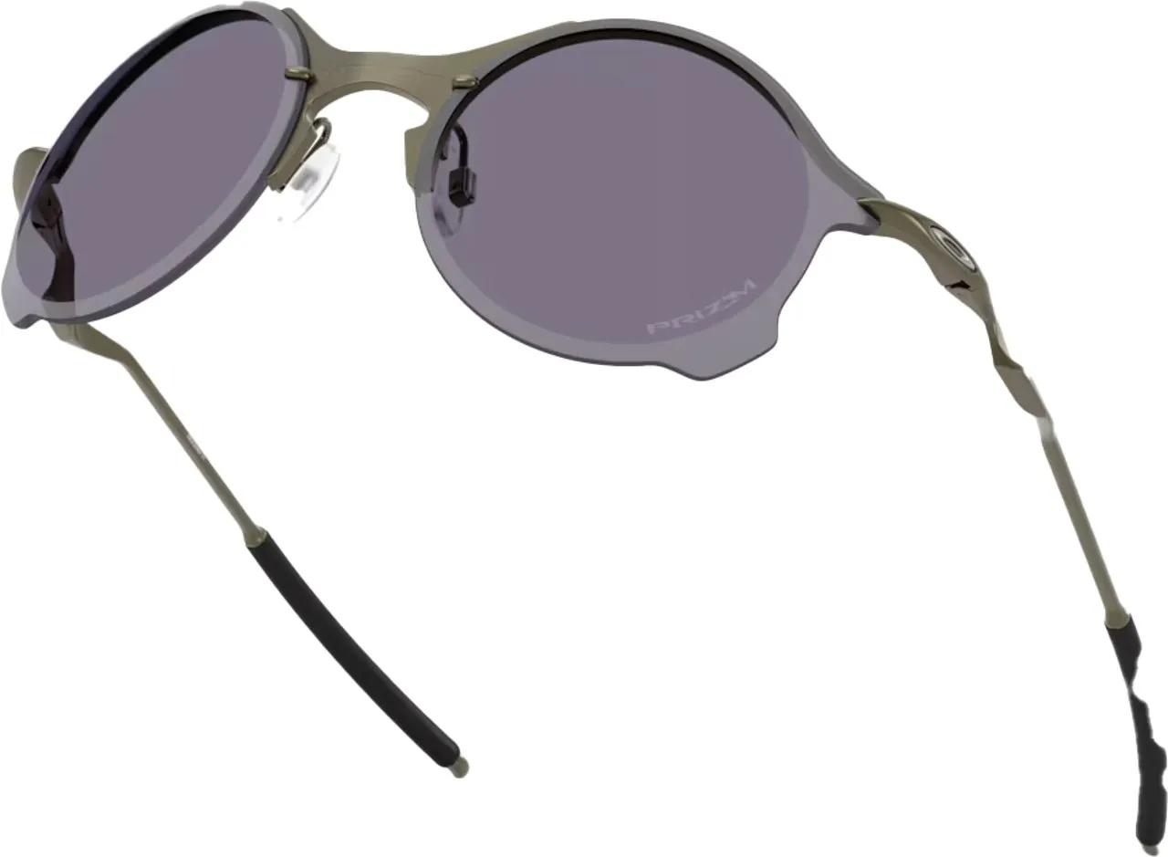 Thumbnail - Oakley Sonnenbrillen - Tailend Ti Satin Carbon Prizm Grey - Gr. unisize - in Grau - für Damen