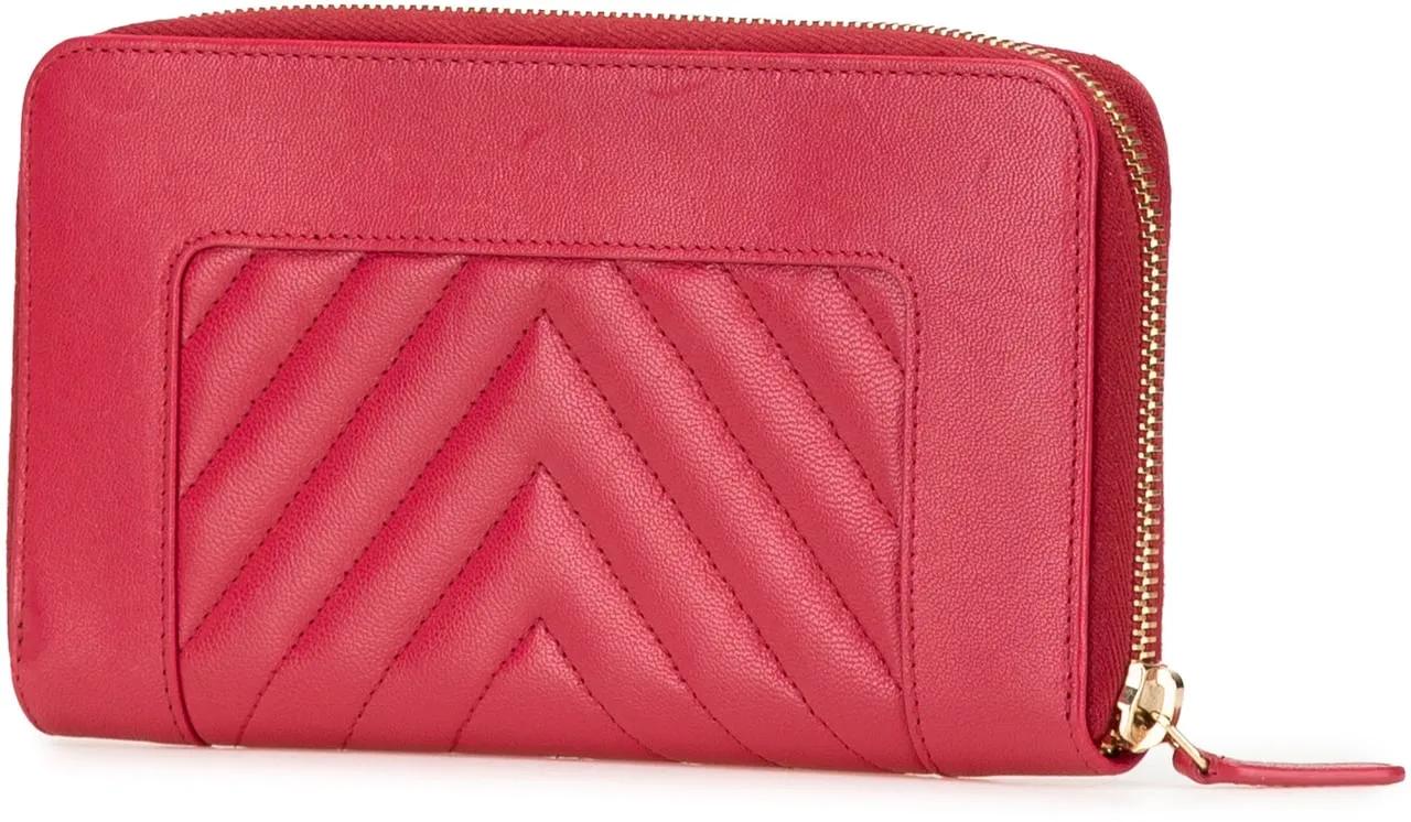 Thumbnail - Chanel Portemonnaie - 2017-2018 Chevron Sheepskin Mademoiselle Zip Aroun - Gr. unisize - in Rot - für Damen