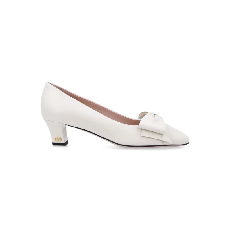 Valentino Garavani Pumps Laminated Kidskin Pump With Bow Detail White