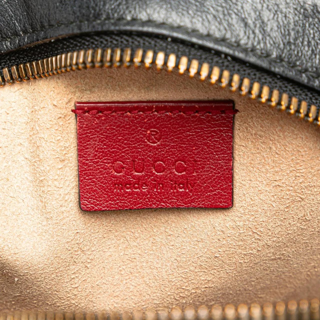 Thumbnail - Gucci Hobo Bags - Mini GG Marmont Matelasse Leather Torchon Round Cr - Gr. unisize - in Schwarz - für Damen