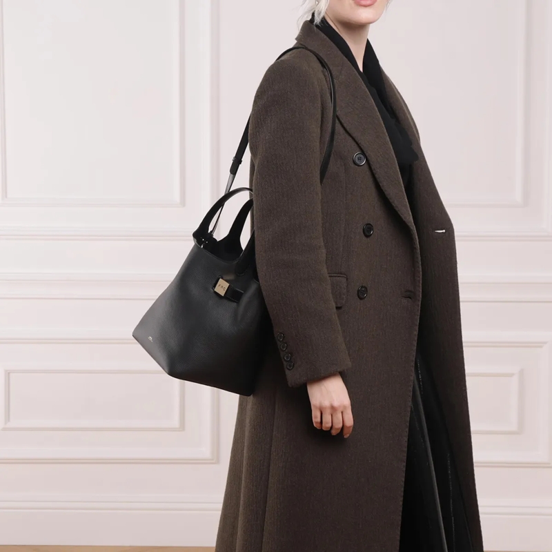 A.P.C. Tote Sac Daria Black(Image 2)