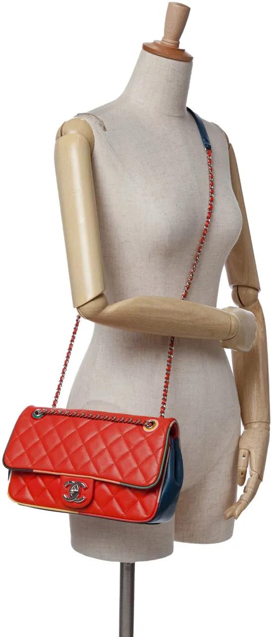 Thumbnail - Chanel Hobo Bags - Medium Quilted Lambskin Cuba Color Flap - Gr. unisize - in Rot - für Damen