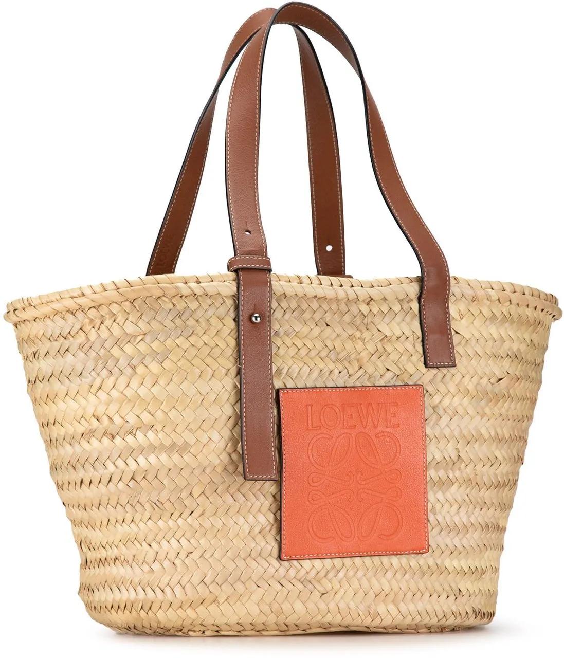 Loewe Shoppers Large Raffia Basket Bag in bruin