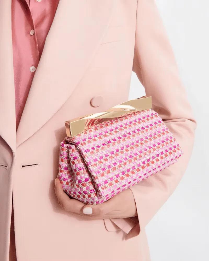 Aquazzura Clutches Mini Twist Clutch in roze