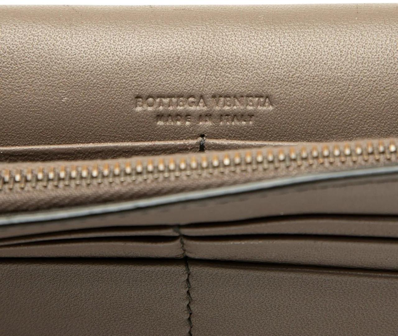 Thumbnail - Bottega Veneta Hobo Bags - Nappa Intrecciato Fringe Wallet on Chain - Gr. unisize - in Braun - für Damen