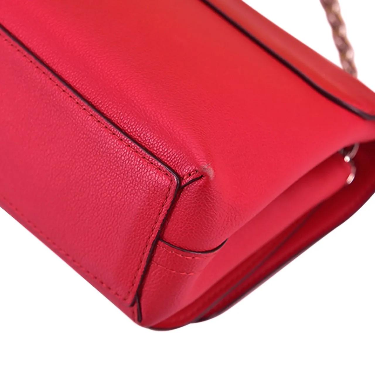 Louis Vuitton Hobo bags 2018 Monogram Cuir Plume Ecume Very Chain Bag in rood