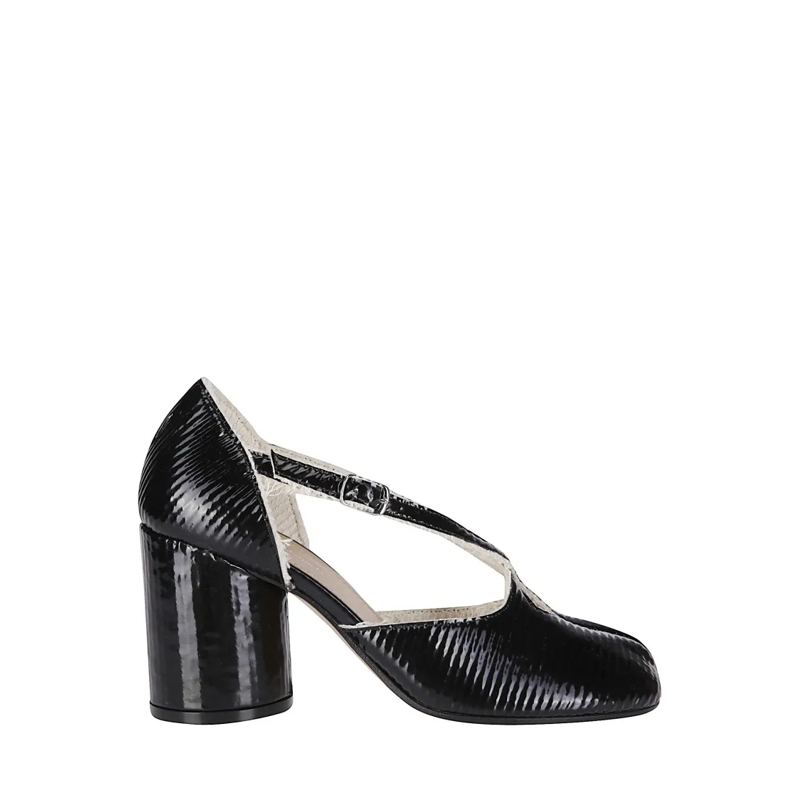 Maison Margiela Pumps Scarpa Tabi Pump Shining Bonded Leather Black