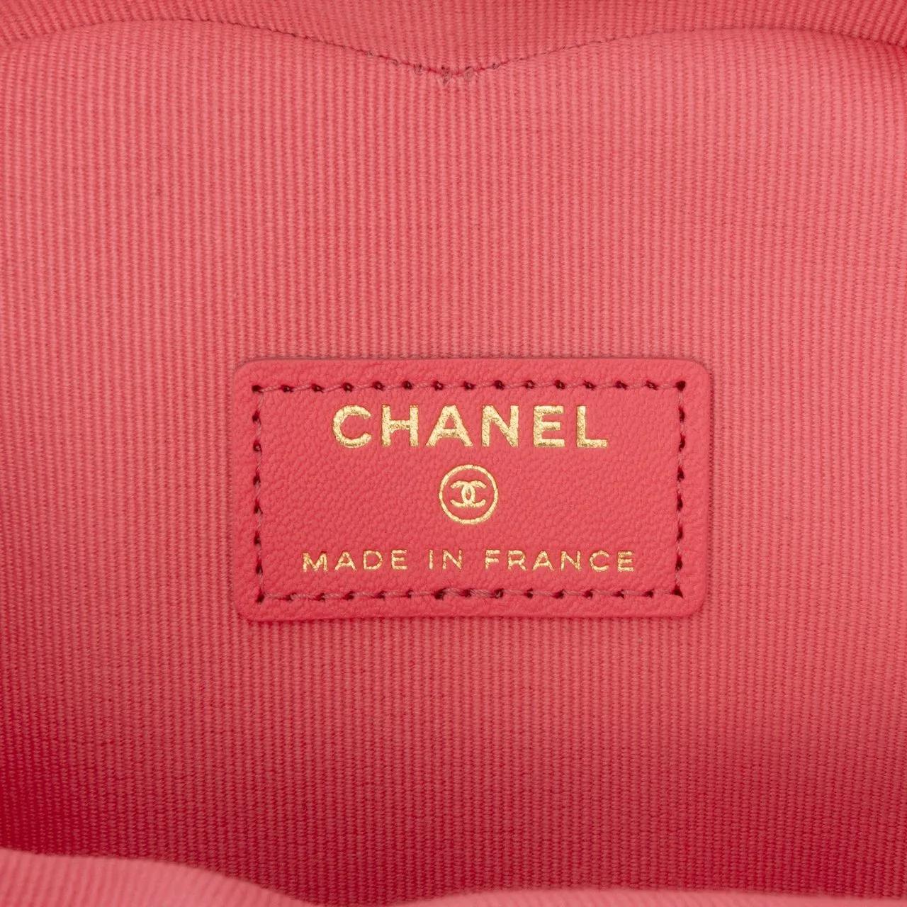 Thumbnail - Chanel Hobo Bags - Mini Lambskin CC in Love Heart Crossbody - Gr. unisize - in Gold - für Damen