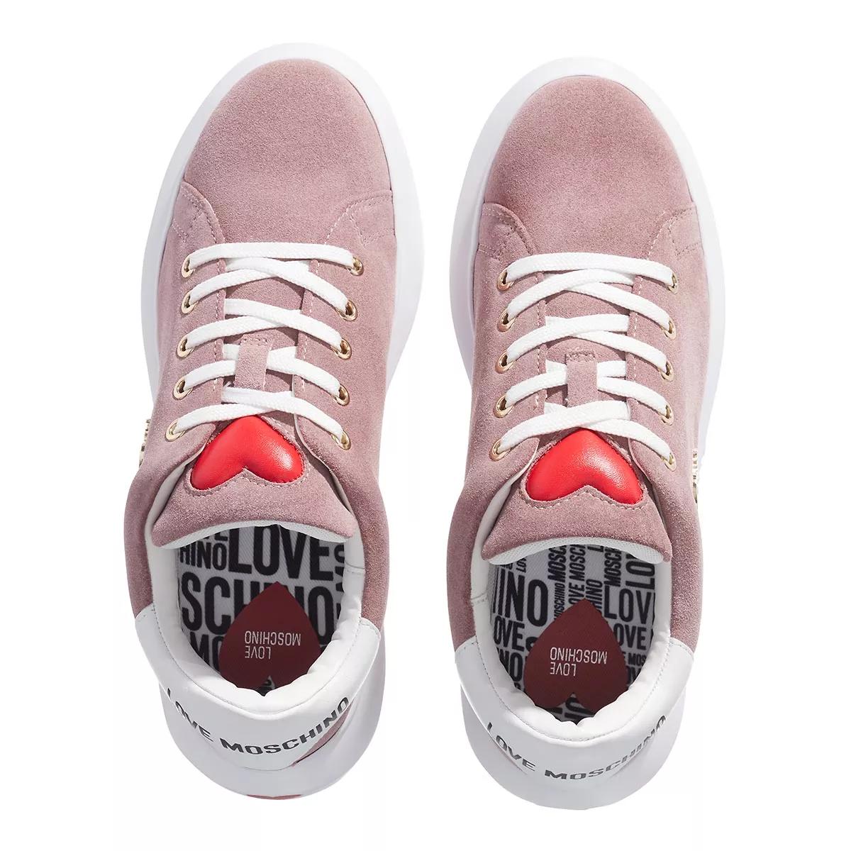 Converse moschino hotsell