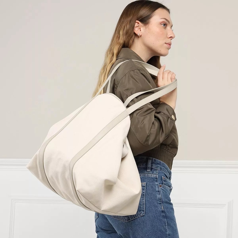 Calvin Klein Shopper Ck Summer Shopper Large Refib Stoney Beige (Image 2)