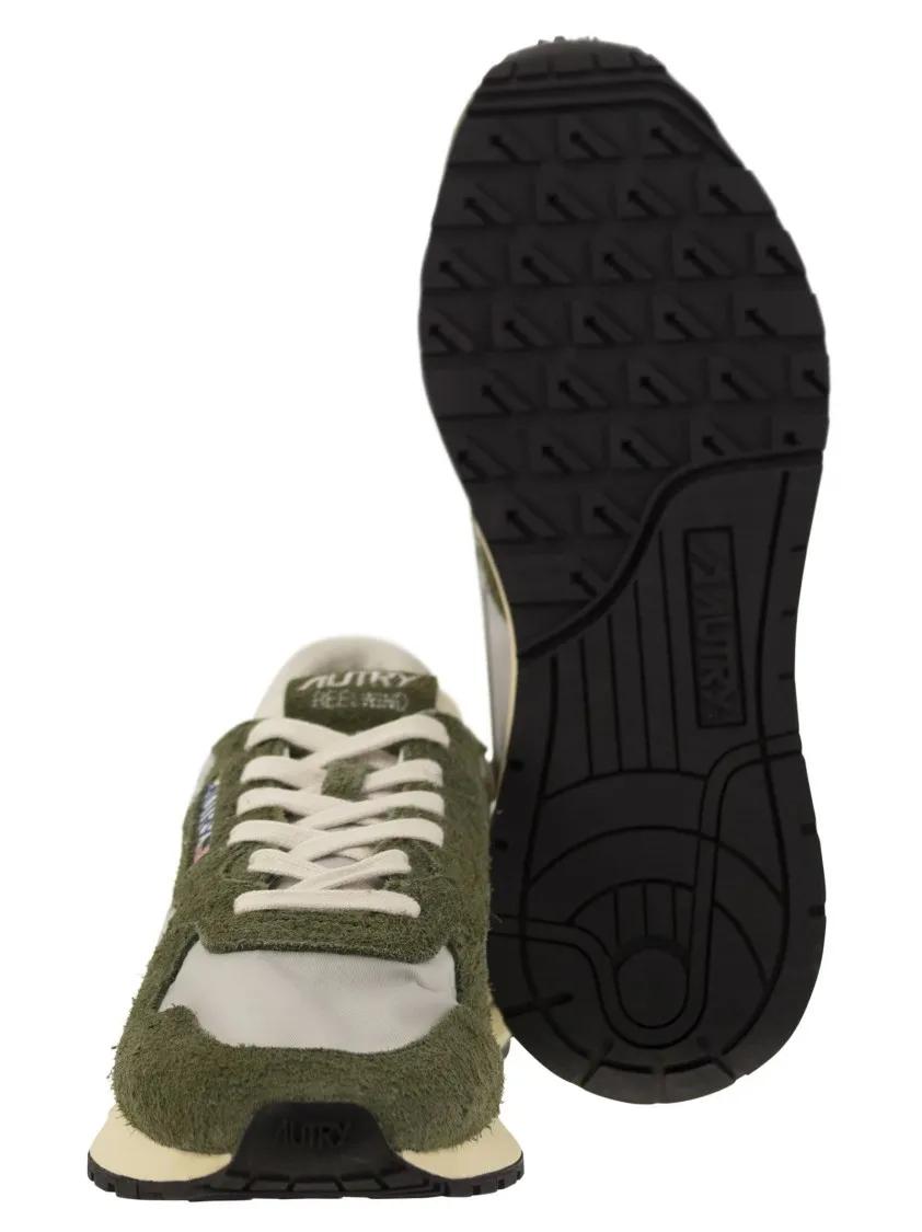 Thumbnail - Autry Low-Top Sneaker - Reelwind - Suede And Technical Textile Trainer - Gr. 45 (EU) - in Grün - für Damen