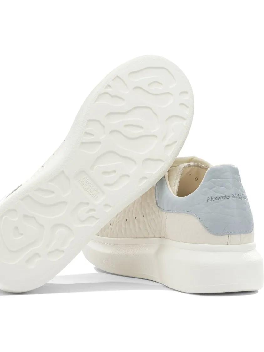 Thumbnail - Alexander McQueen Low-Top Sneaker - Textured Leather Sneakers With Contrasting Heel Ta - Gr. 43 (EU) - in Weiß - für Dam...