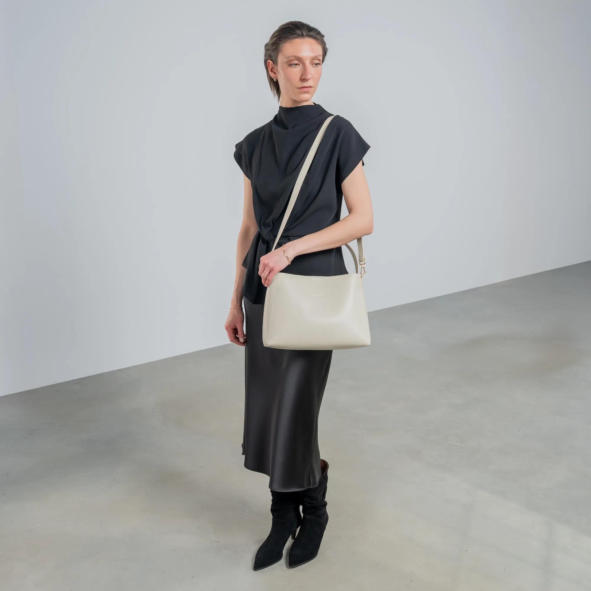 Isabel Bernard Crossbody bags Montmarte Béatrice Handtasche in crème