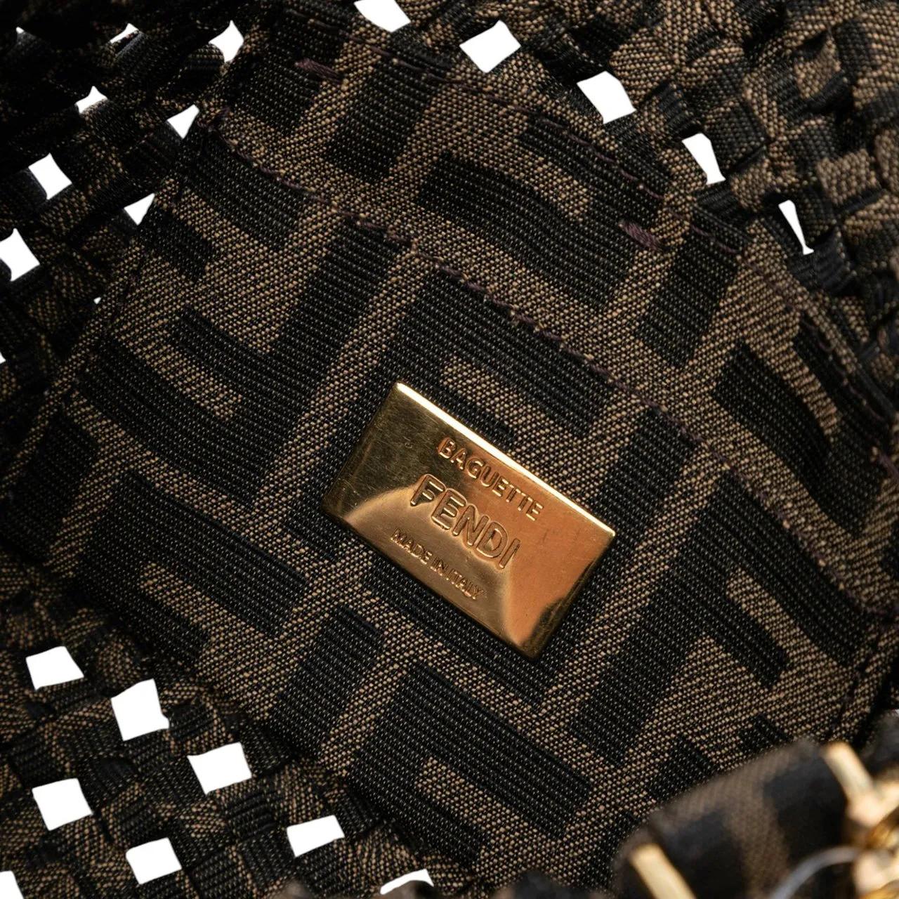 Thumbnail - Fendi Hobo Bags - Mini Interlaced Canvas Zucca Baguette Satchel - Gr. unisize - in Braun - für Damen