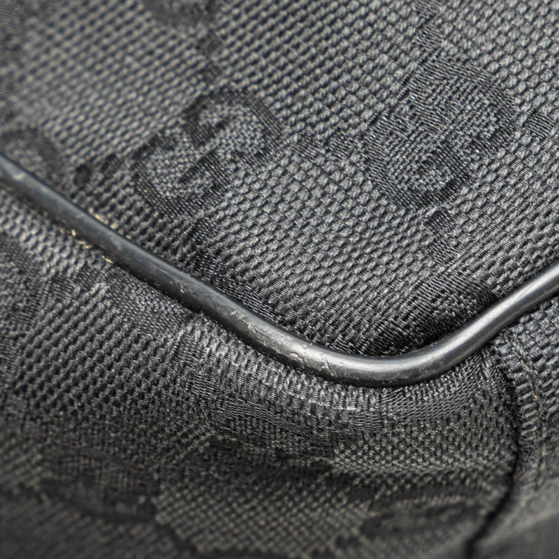 Gucci Schultertasche GG Canvas Crossbody schwarz