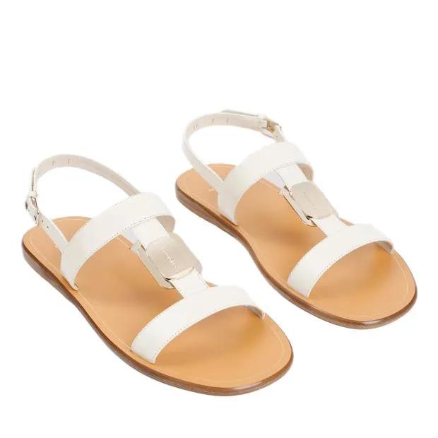 Salvatore Ferragamo Sandalen & Sandaletten - White Mascarpone Lamb Leather Vida Sandals - Gr. 6 - in Weiß - für Damen