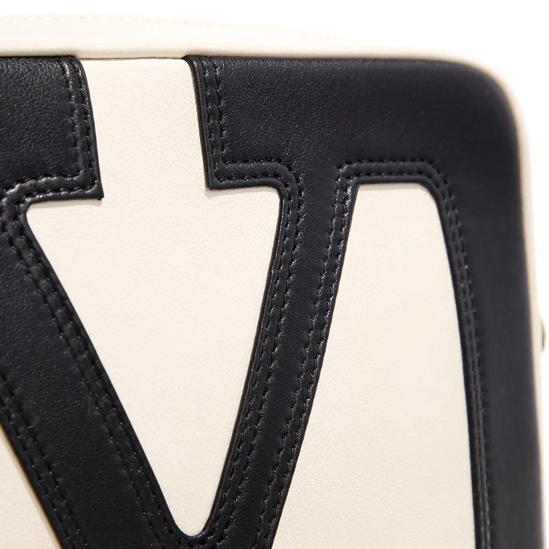 Valentino Garavani Crossbody Bag Superstar Crossbody Bag Butter(Image 3)