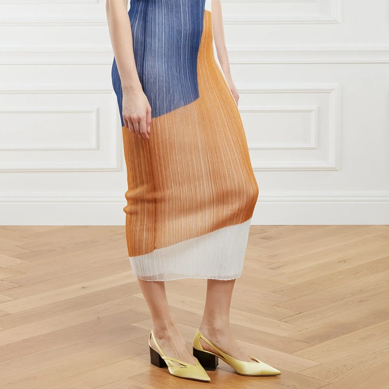 Prada Pumps Satin Pumps With Cut Out Limone(Image 2)