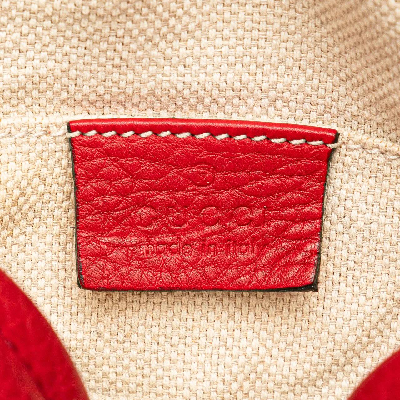 Thumbnail - Gucci Hobo Bags - Mini Pebbled Calfskin Soho Chain Crossbody - Gr. unisize - in Rot - für Damen