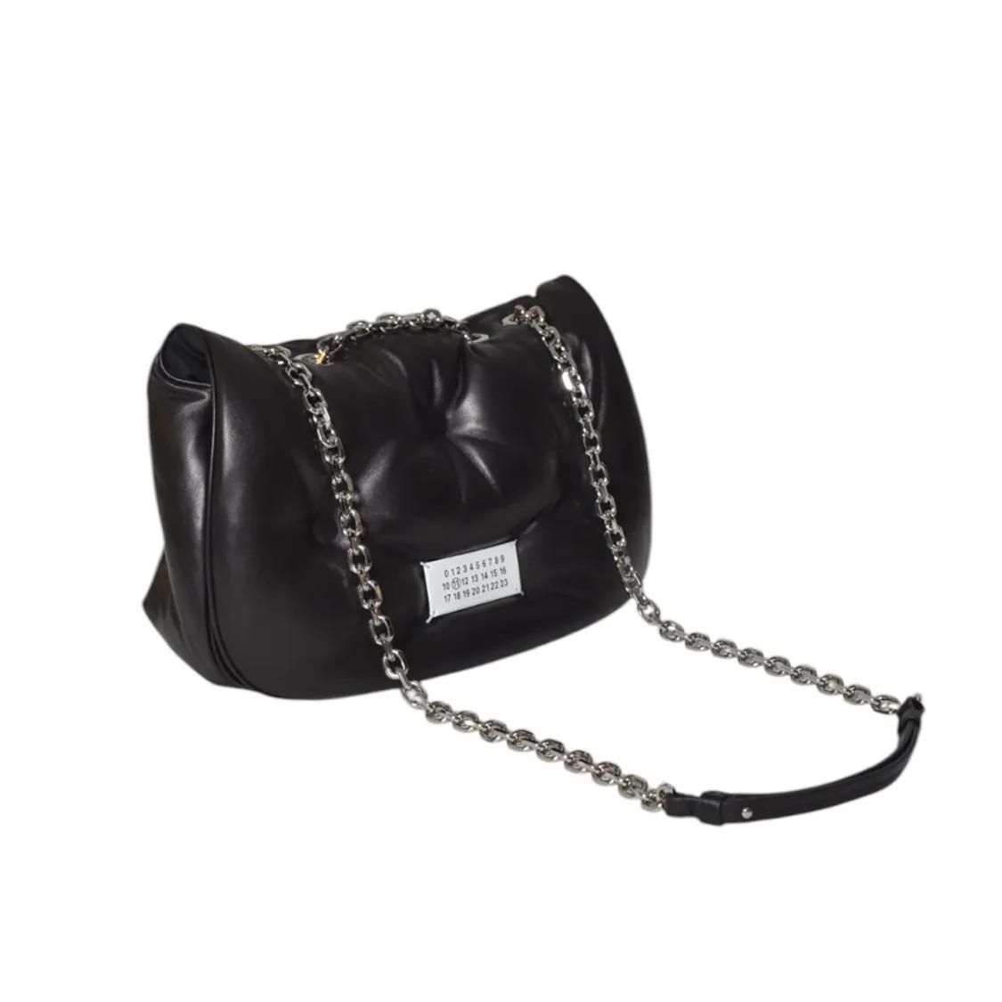 Maison Margiela Hobo bags Glam Slam Flap Medium Black Leather in zwart