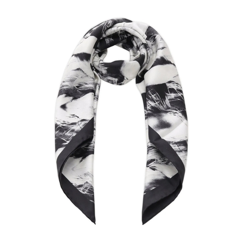 Givenchy Écharpe légère Tuch aus Seide Schwarz