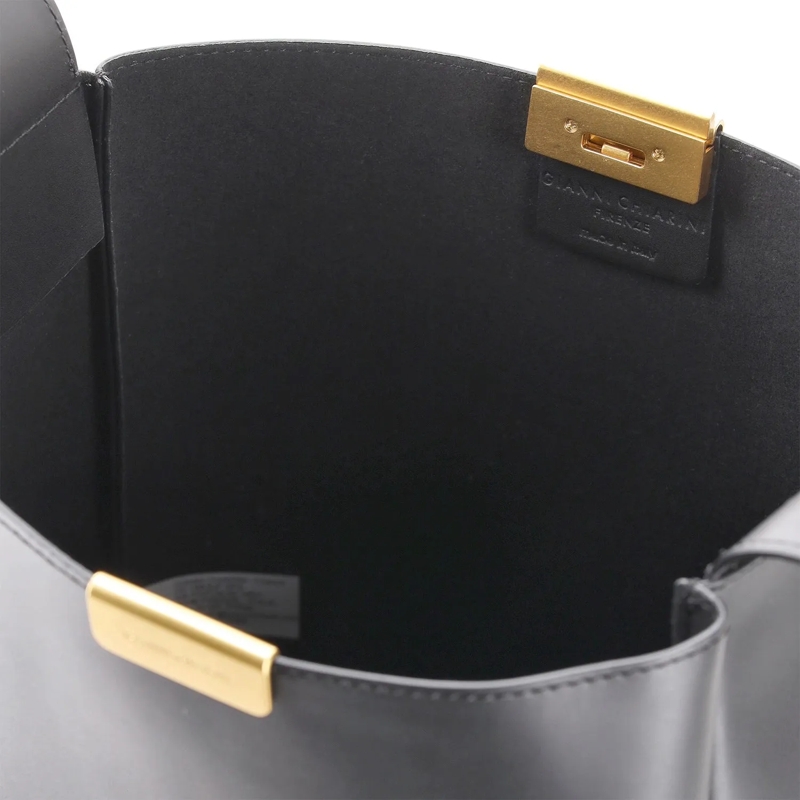 Gianni Chiarini Crossbody Bag Schultertasche aus Leder schwarz(Image 9)