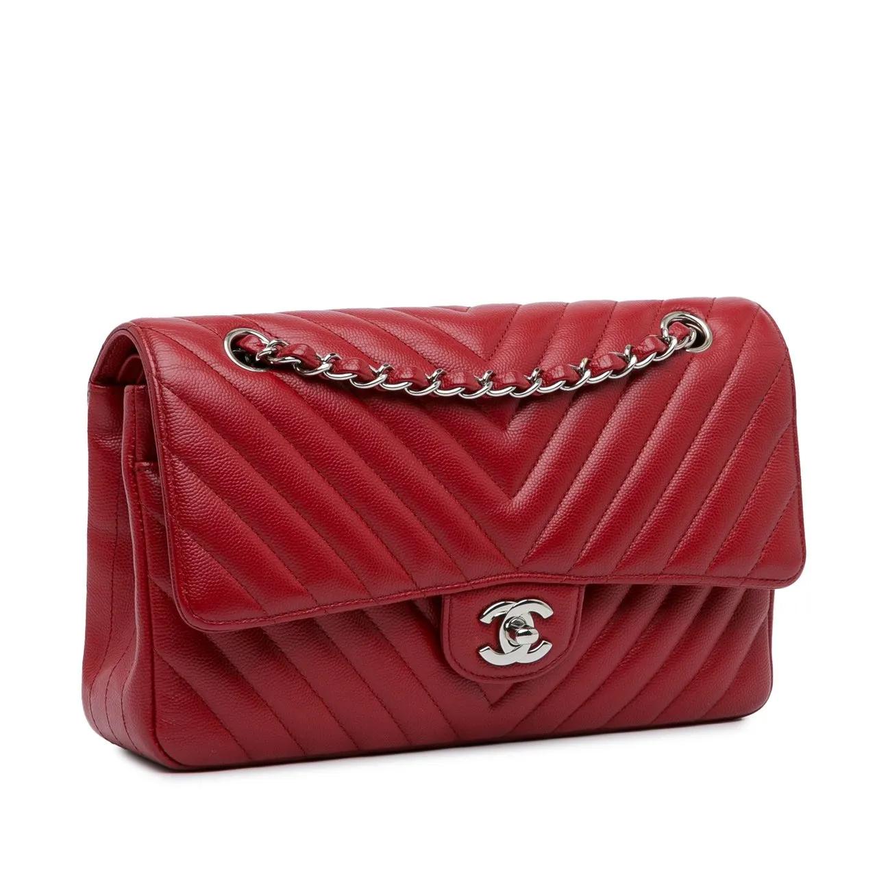 Chanel Hobo bags 2016-2017 Medium Classic Chevron Caviar Double Fla in rood