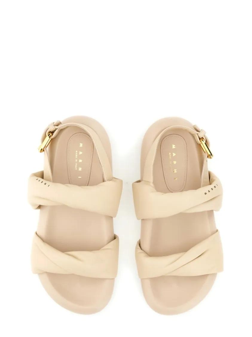 Thumbnail - Marni Sandalen - Knotted Design Leather Sandals With Adjustable Buc - Gr. 39 (EU) - in Beige - für Damen