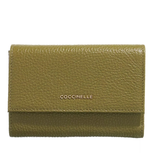 Coccinelle Metallic Soft Loden Portemonnaie mit Überschlag